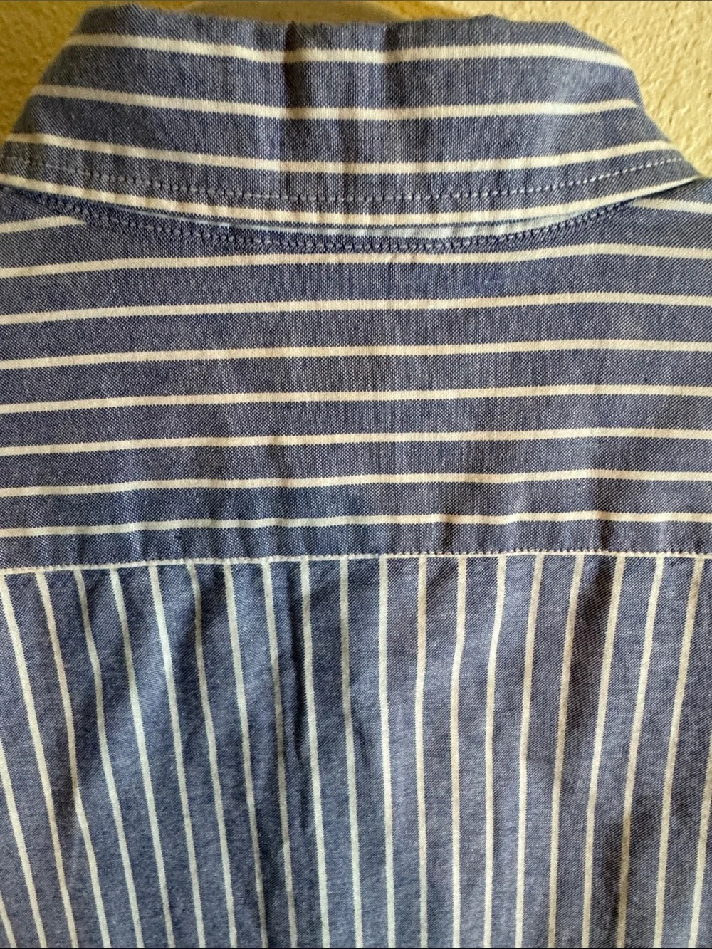 Levi's Blue and White Vertical-Stripe Short Sleeve Button-Down Shirt